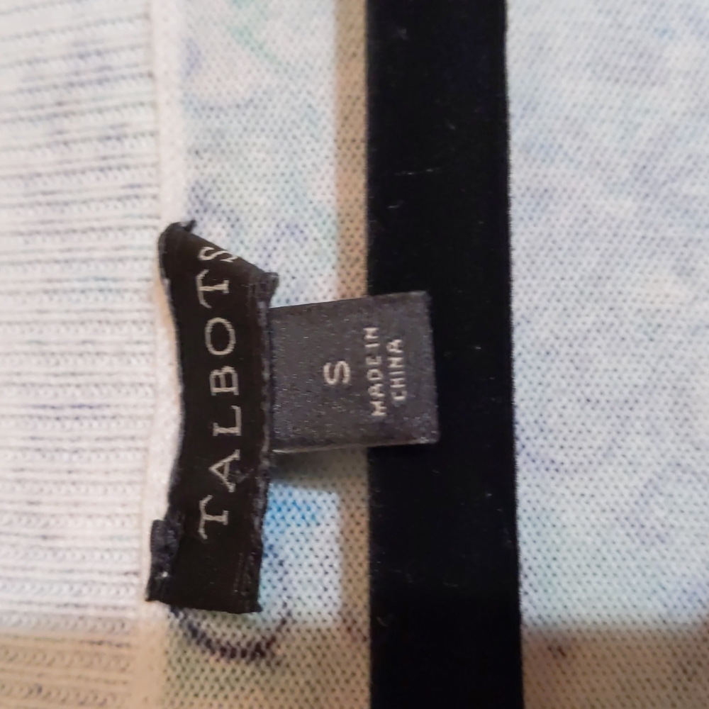 Talbots Blue patterned sweater - Picture 5 of 10